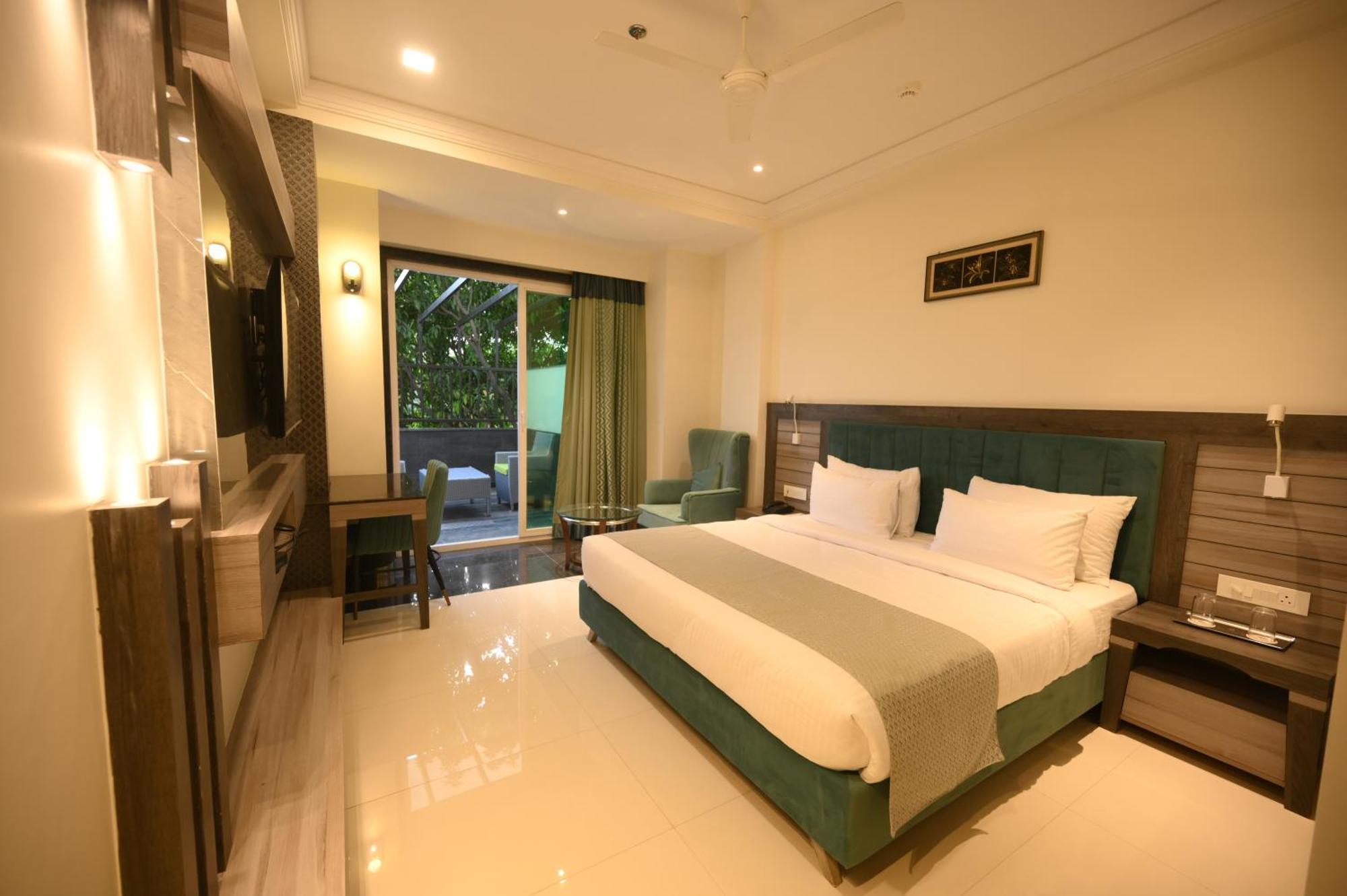 The Mudra Hotel فاراناسي المظهر الخارجي الصورة