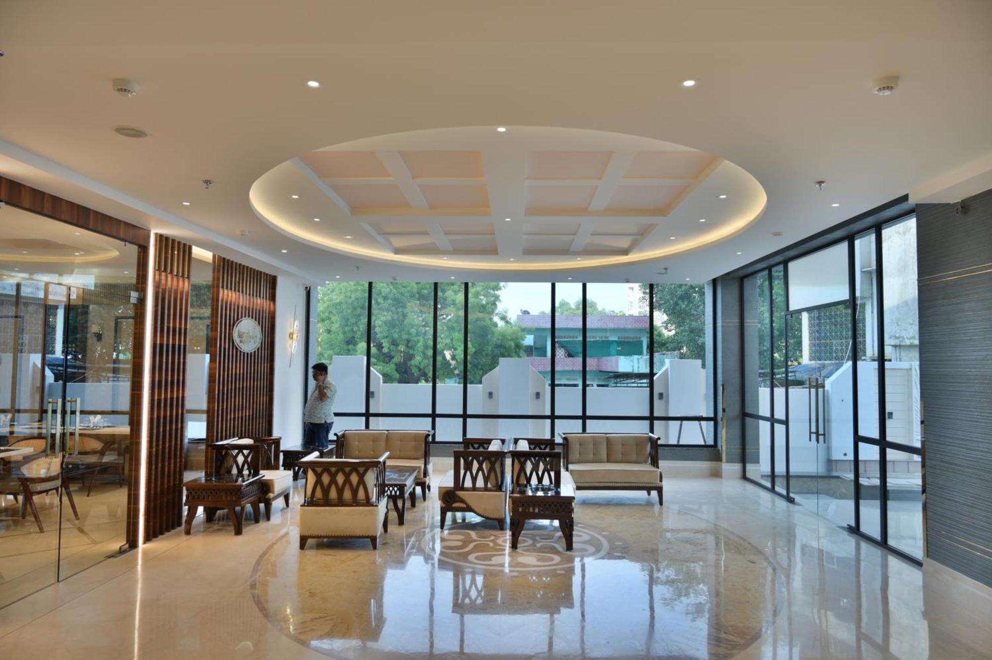 The Mudra Hotel فاراناسي المظهر الخارجي الصورة